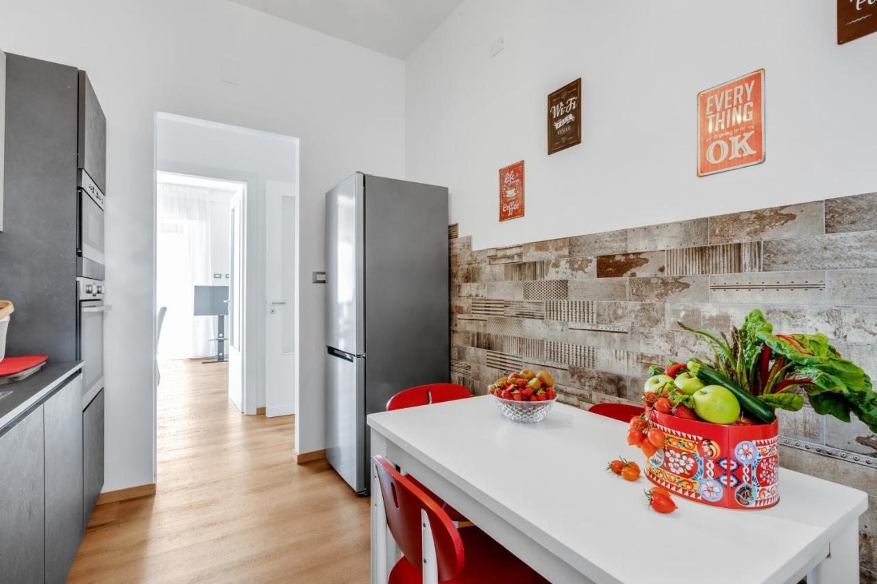 Residenza Dei Poeti - Roomy And Modern Flat Palermo Exterior photo