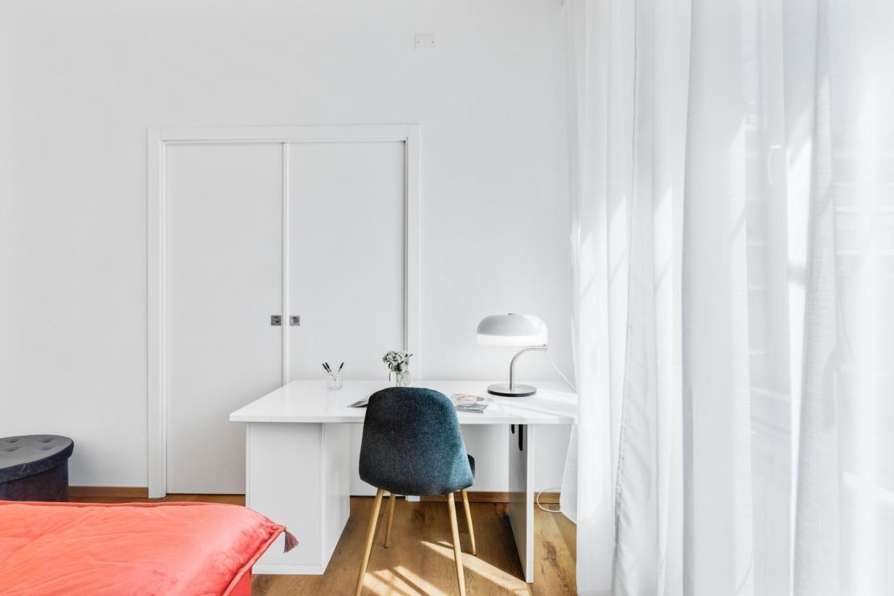 Residenza Dei Poeti - Roomy And Modern Flat Palermo Exterior photo