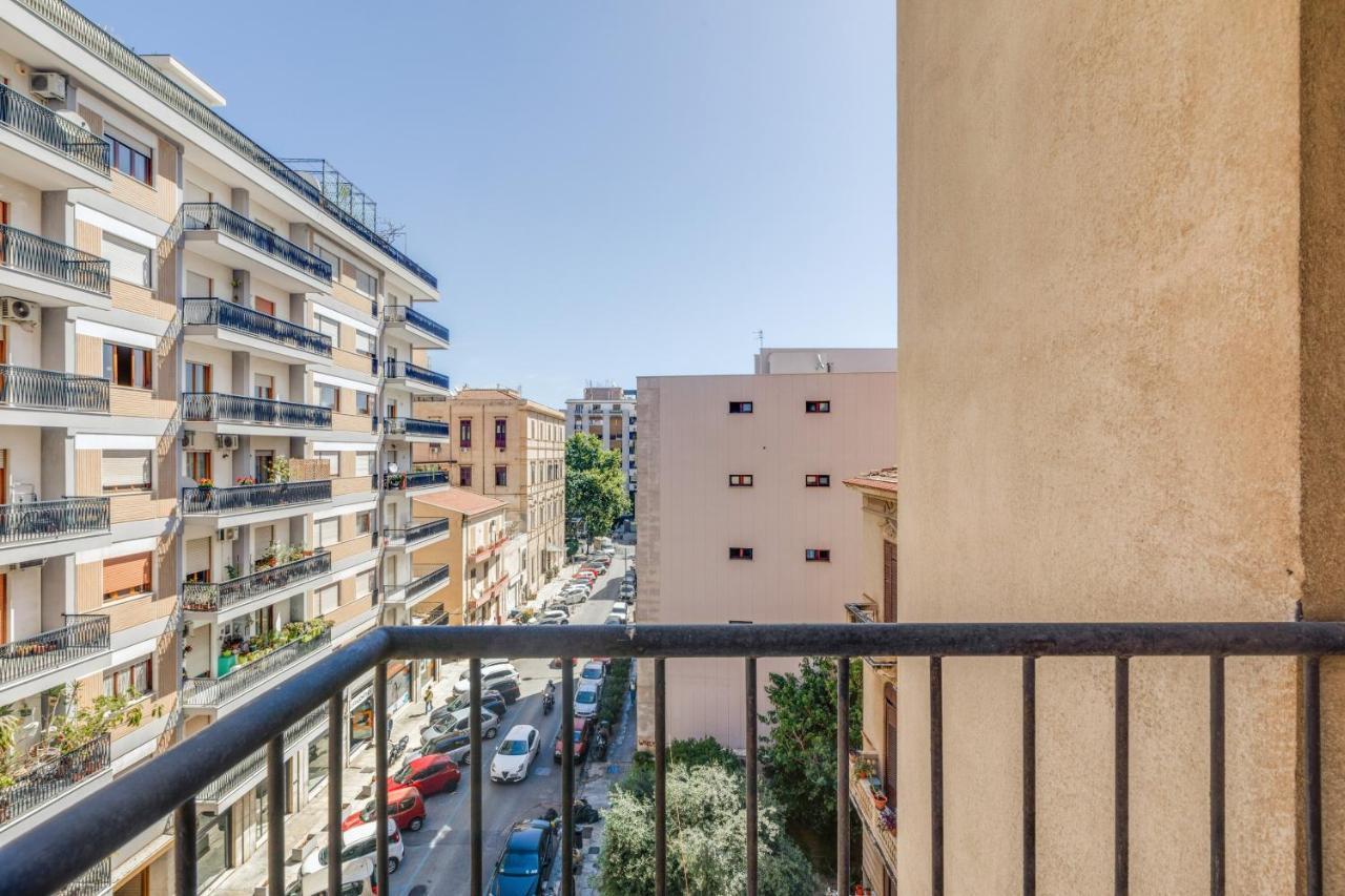 Residenza Dei Poeti - Roomy And Modern Flat Palermo Exterior photo