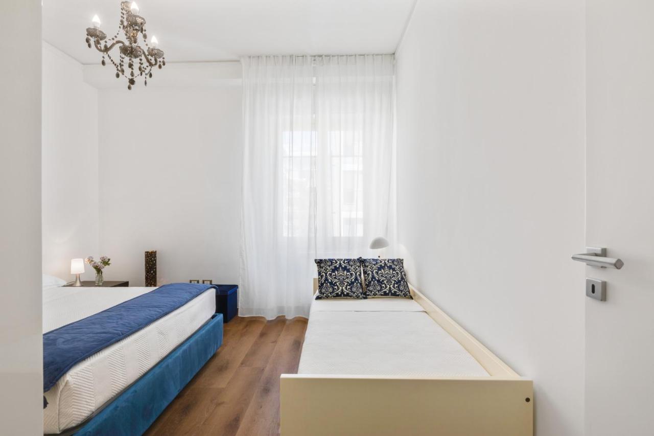 Residenza Dei Poeti - Roomy And Modern Flat Palermo Exterior photo