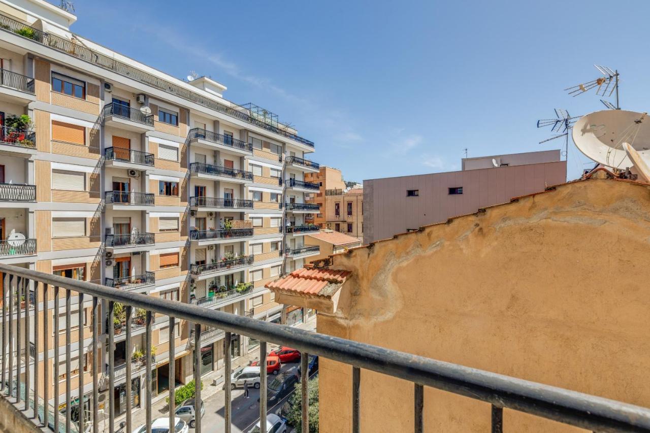 Residenza Dei Poeti - Roomy And Modern Flat Palermo Exterior photo